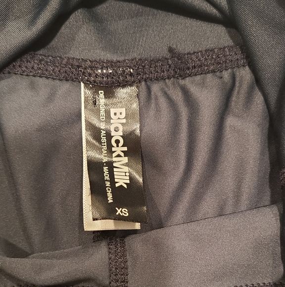 #5 Blackmilk yoga cropped leggings, Black, XS - Picture 2 of 8